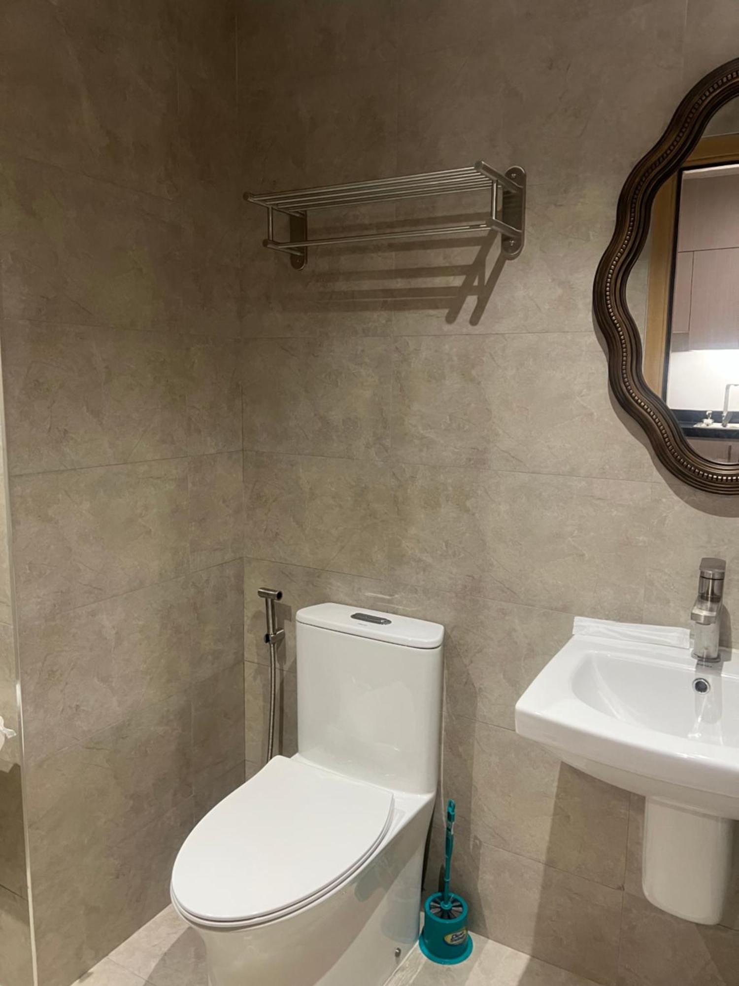 Antara Condominium Tower 2 Talisay  Exteriör bild